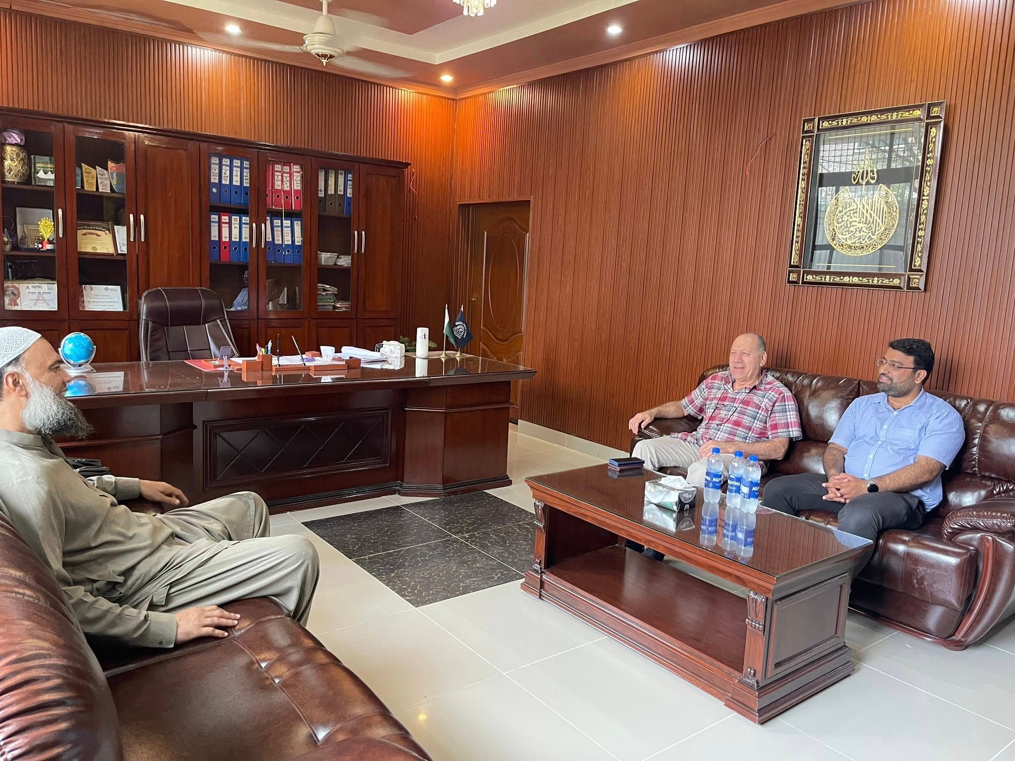 Visiting educational delegation
